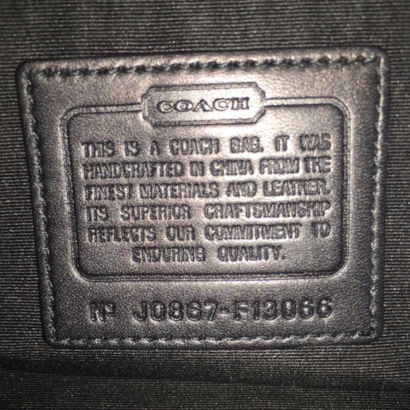 EUC COACH PURSE - Picture 8 of 8